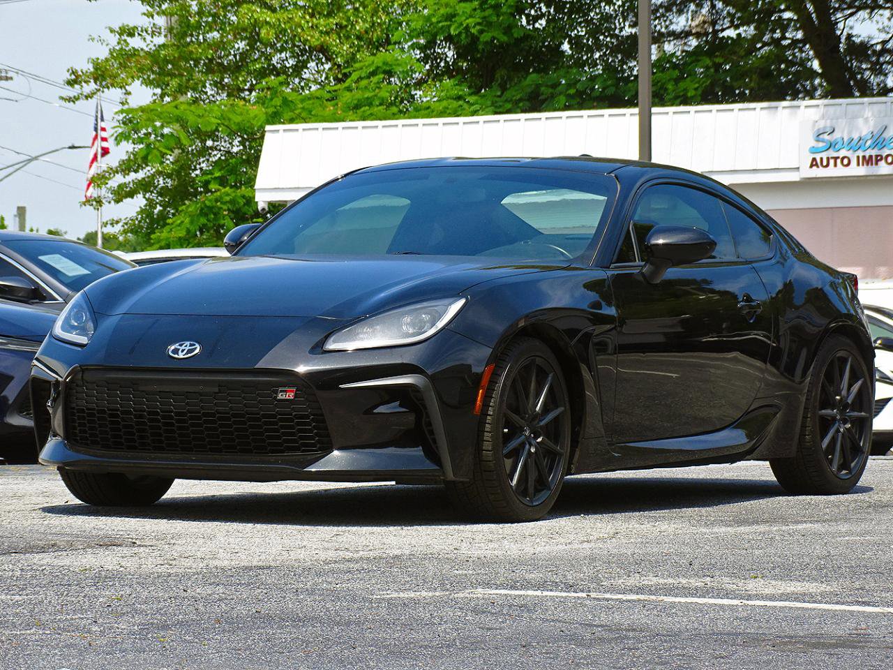 Used 2023 Toyota GR86 Premium RWD image 5