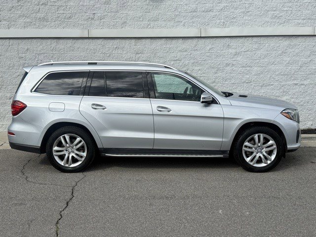 Used 2017 Mercedes-Benz GLS 450 4MATIC image 2
