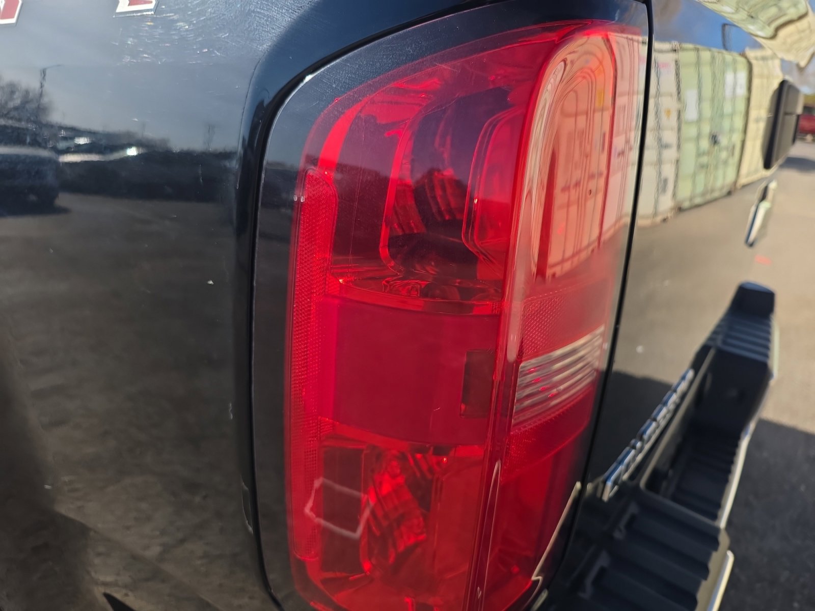 Used 2017 Chevrolet Colorado LT image 24