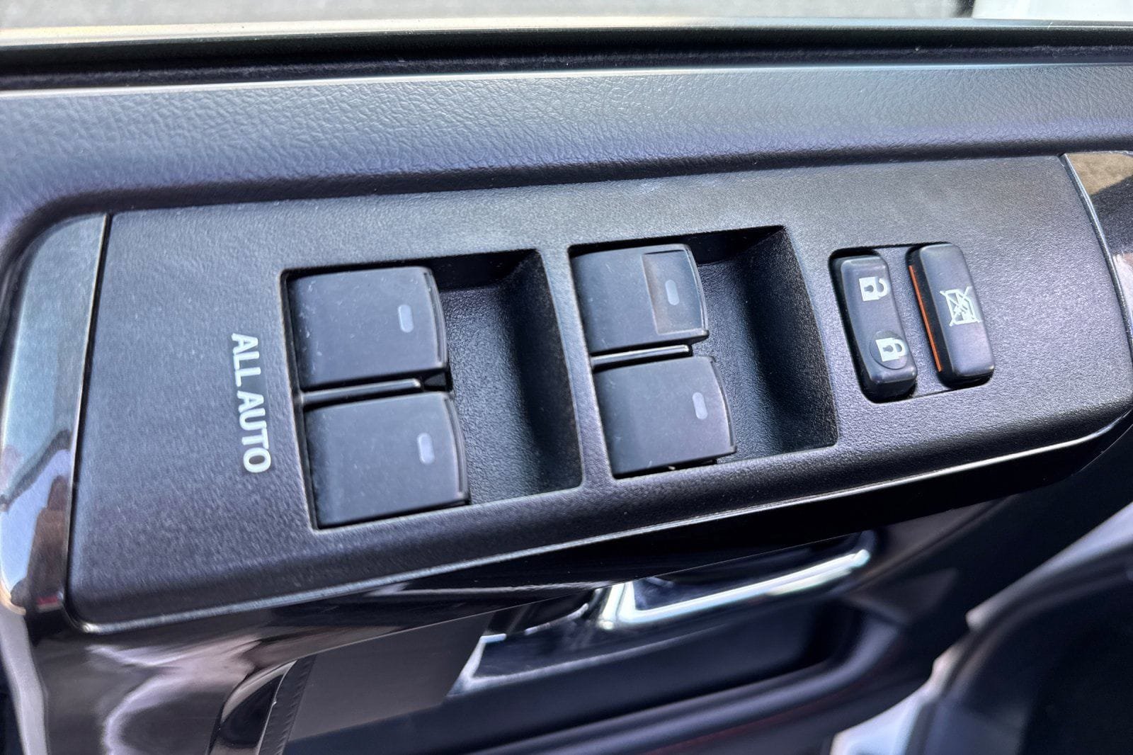 Used 2020 Toyota 4Runner TRD Off-Road Premium w/ Moonroof Package AWD/4WD image 14