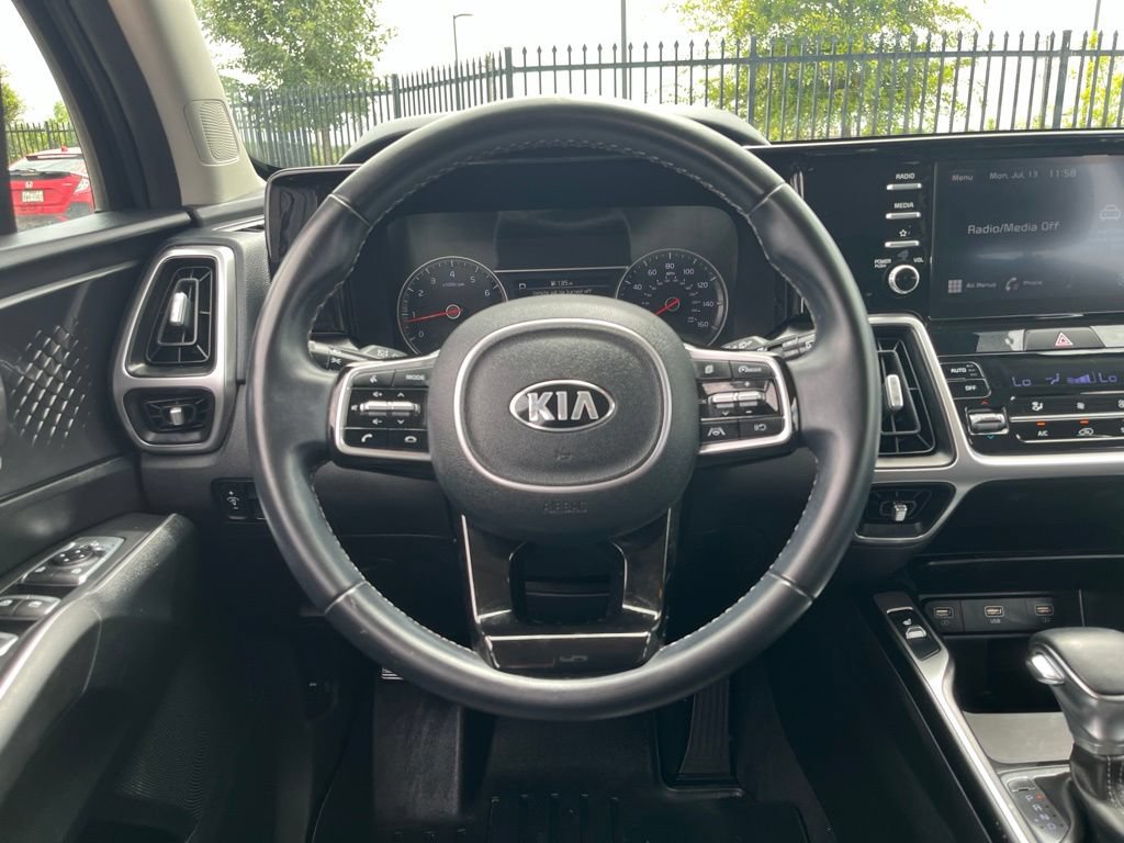 Used 2021 Kia Sorento S AWD/4WD image 17