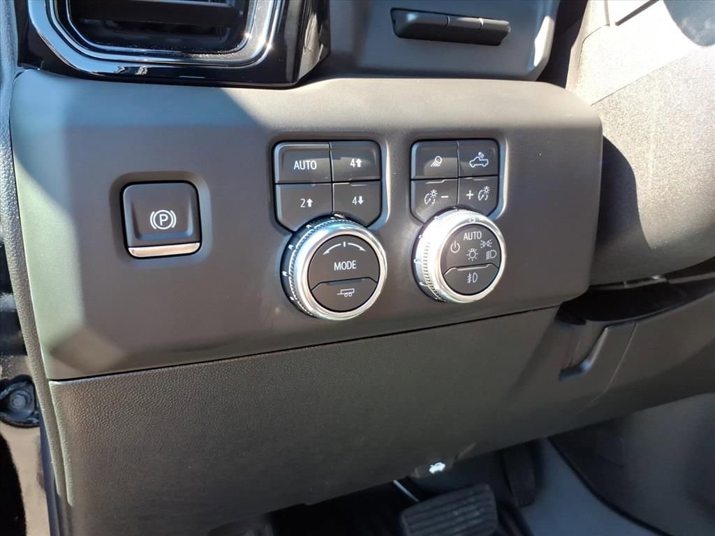 New 2026 GMC Sierra 2500 AT4 w/ AT4 Premium Plus Package image 19