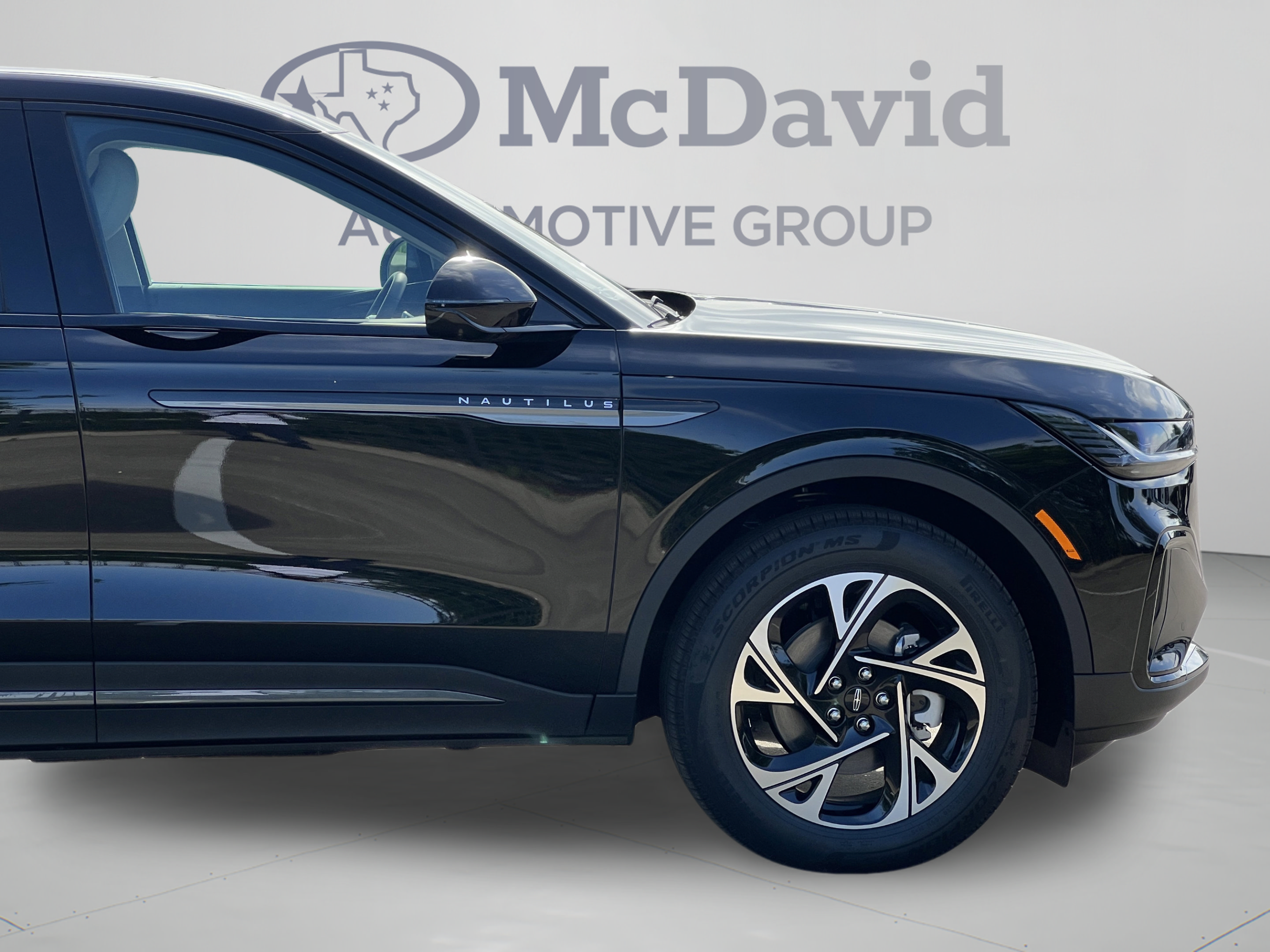 New 2026 Lincoln Nautilus Premier w/ Jet Appearance Package AWD/4WD image 31
