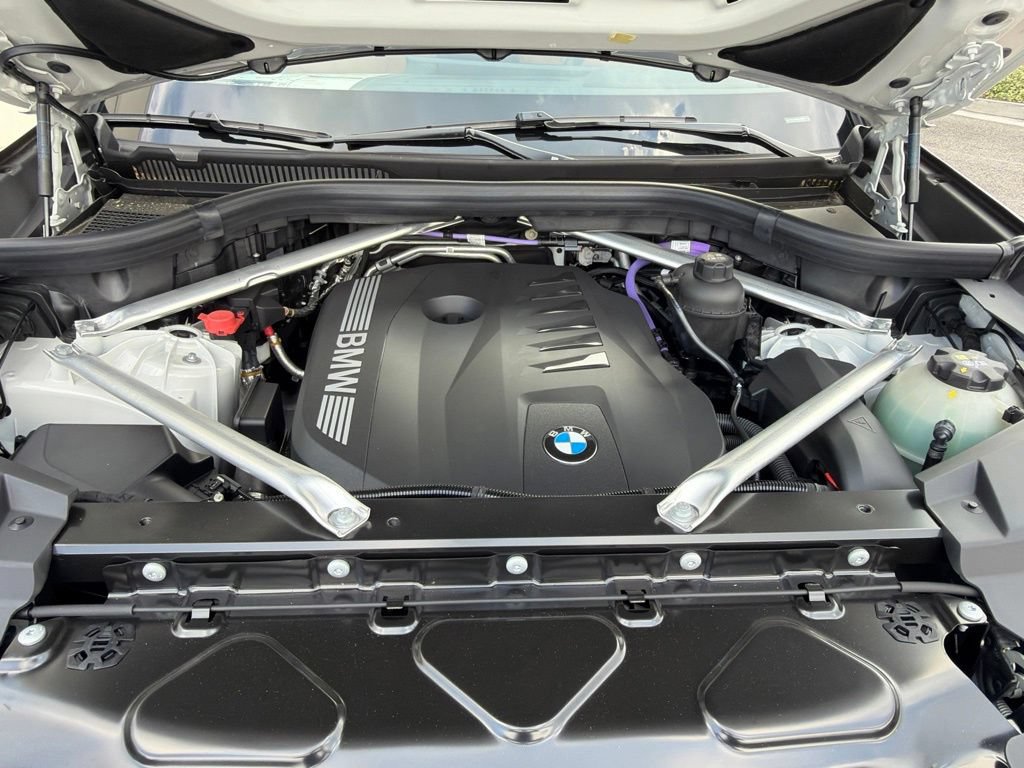 New 2026 BMW X5 sDrive40i w/ Premium Package RWD image 13