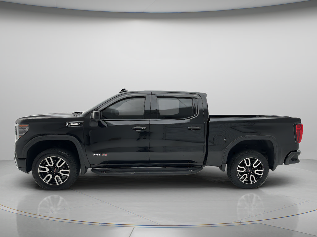 Used 2024 GMC Sierra 1500 AT4 w/ Technology Package AWD/4WD image 5