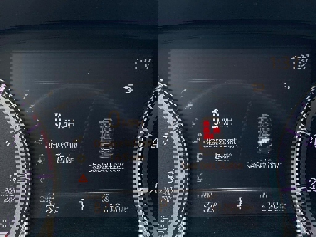 Certified 2022 Toyota Highlander Platinum image 17