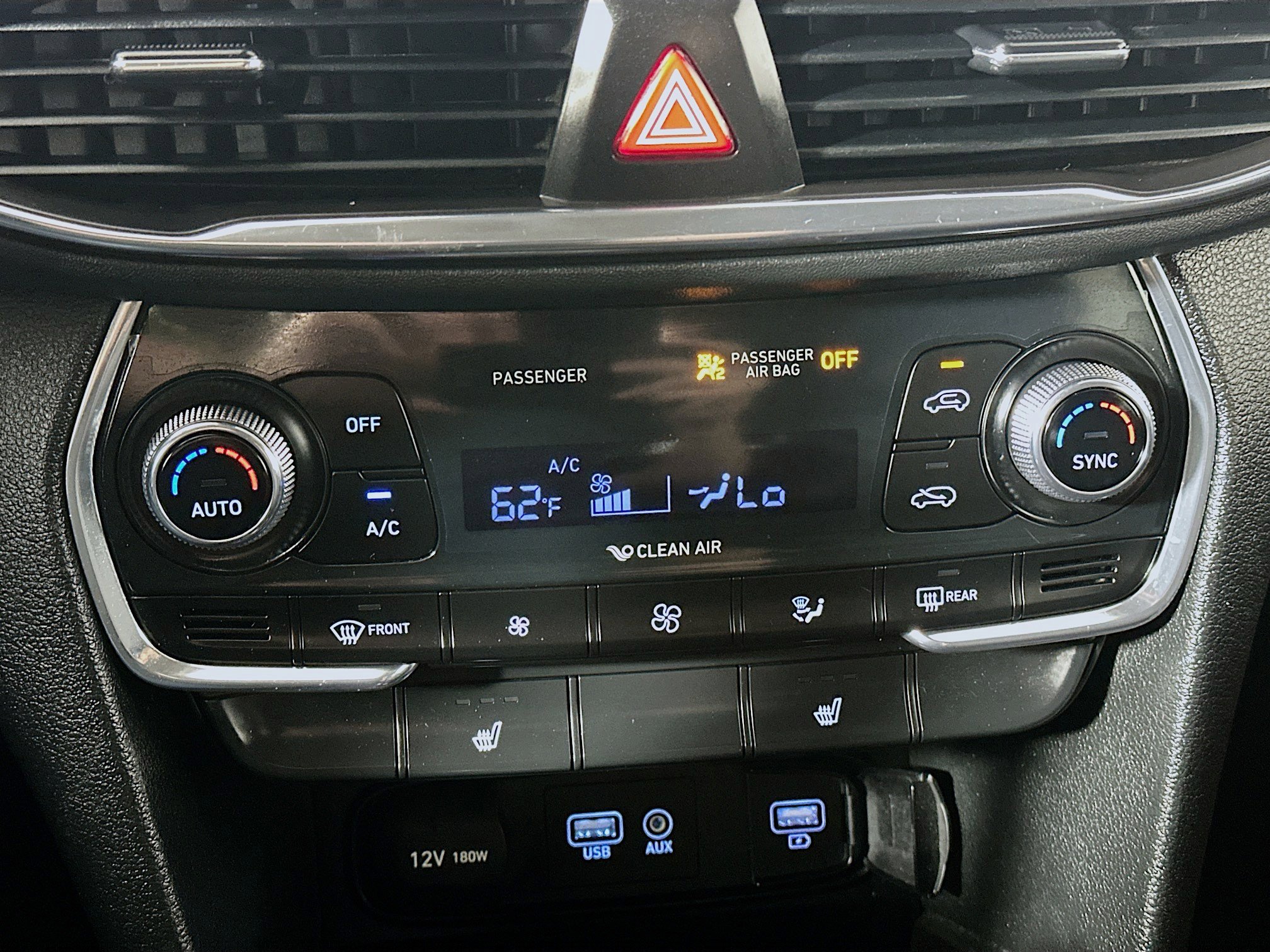 Used 2019 Hyundai Santa Fe Limited image 24