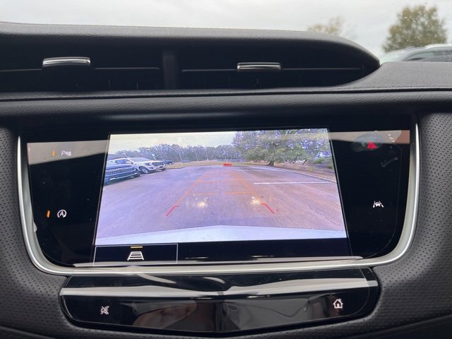 New 2025 Cadillac XT6 Luxury image 25