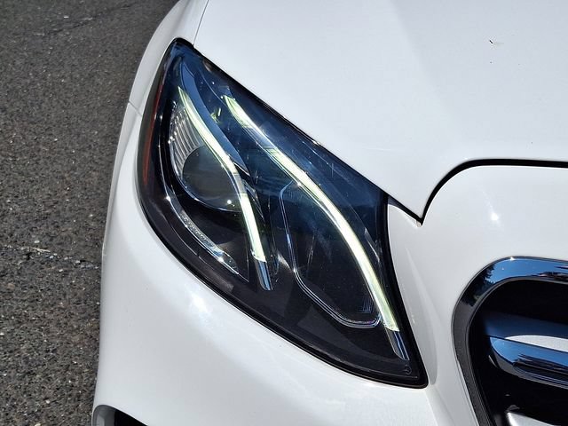 Used 2019 Mercedes-Benz E 300 4MATIC image 9