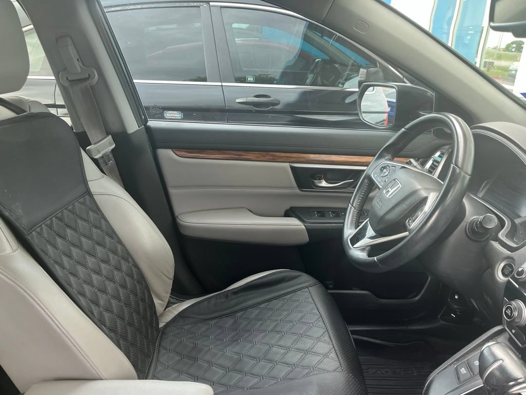 Certified 2017 Honda CR-V Touring image 4