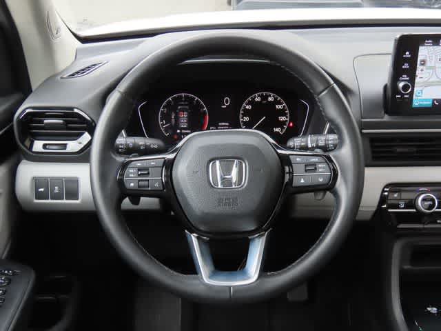 Certified 2023 Honda Pilot Touring image 21