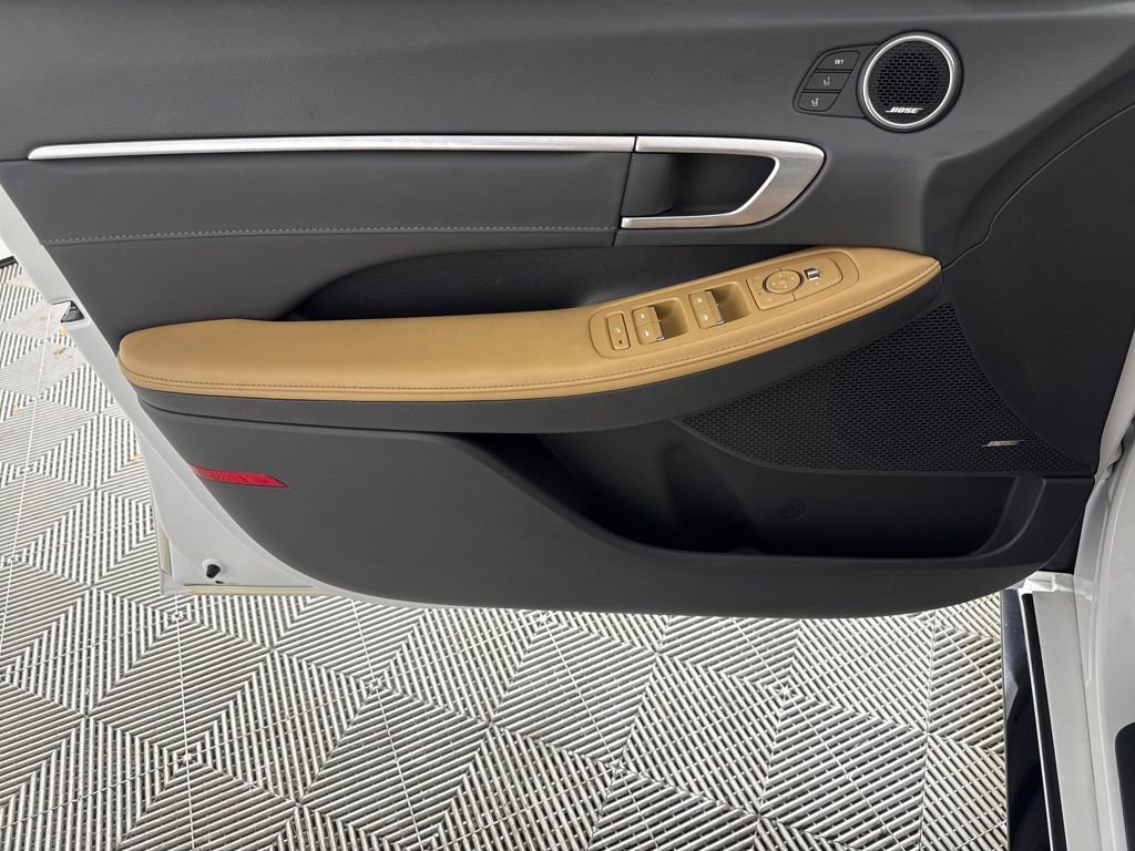 Used 2021 Hyundai Sonata Limited image 12