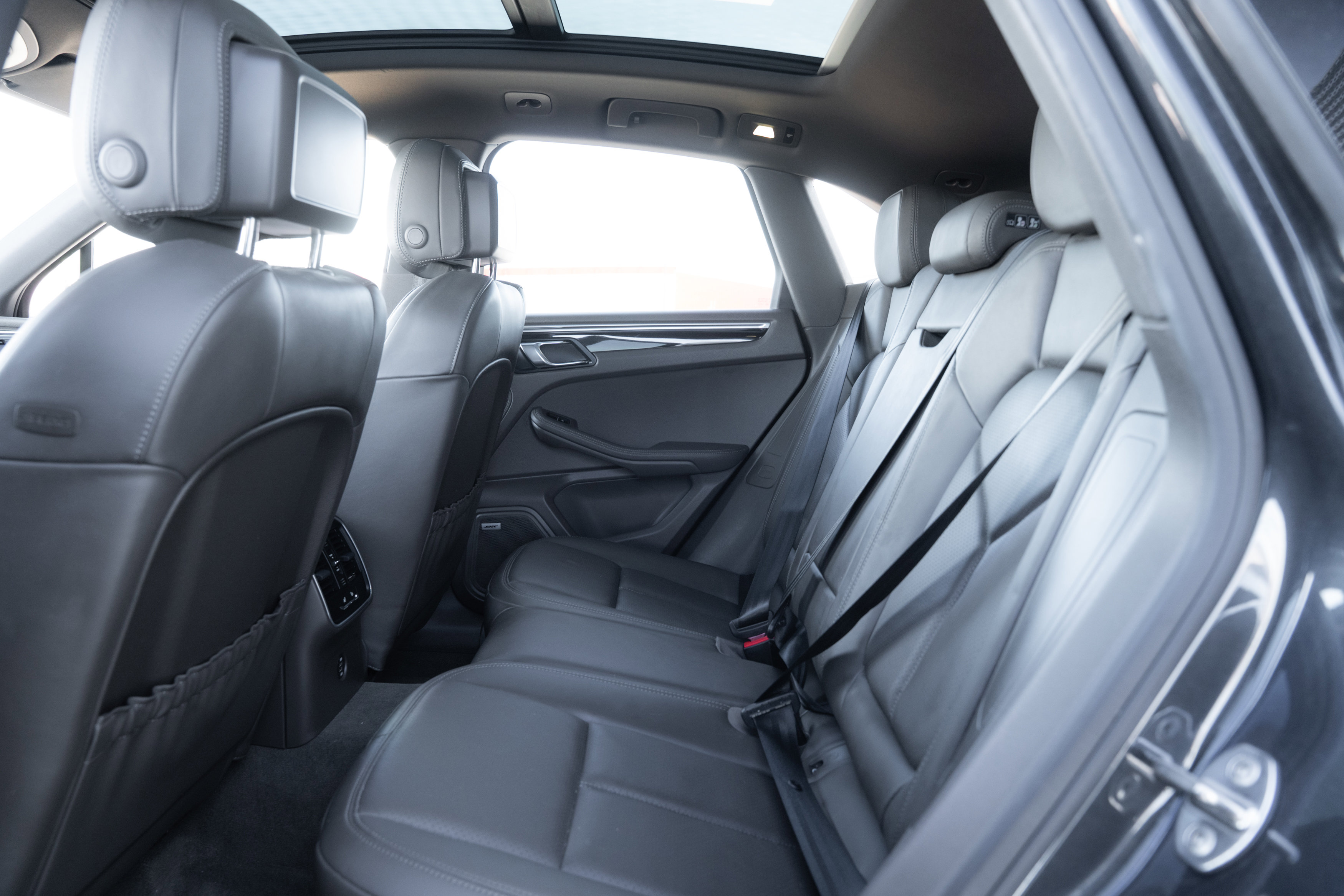 Used 2019 Porsche Macan S image 27