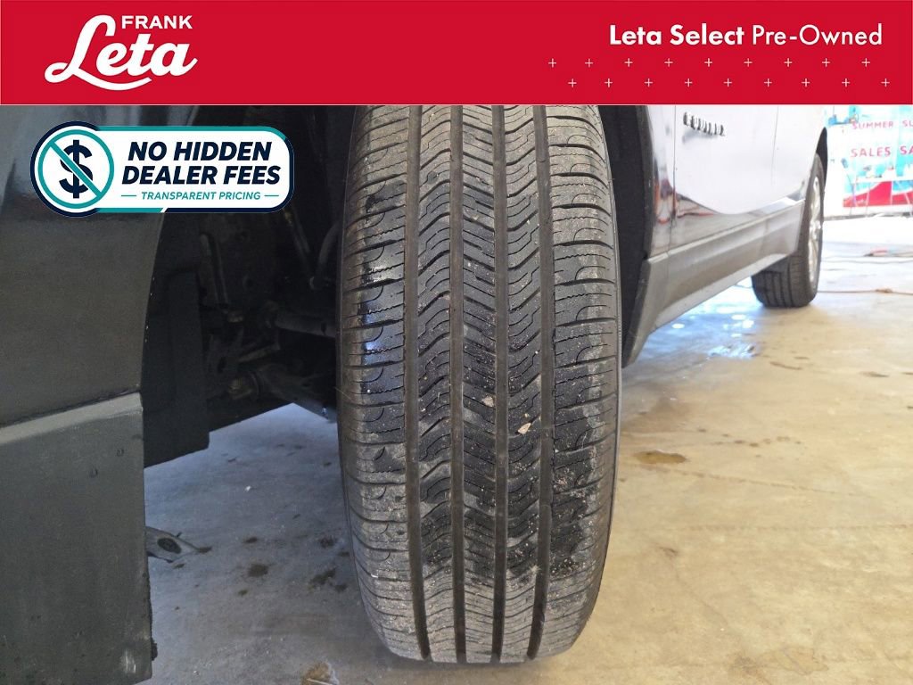 Used 2020 Chevrolet Equinox LT AWD/4WD image 24