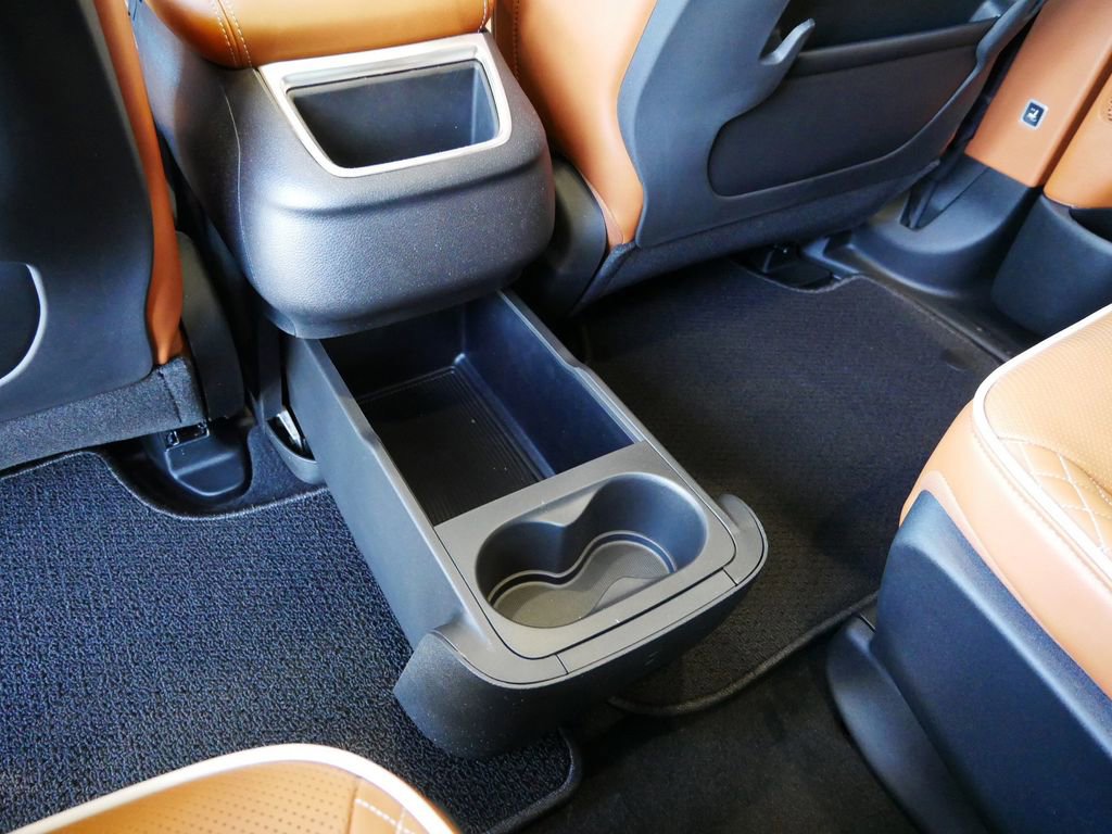 New 2026 Chrysler Pacifica Pinnacle image 32