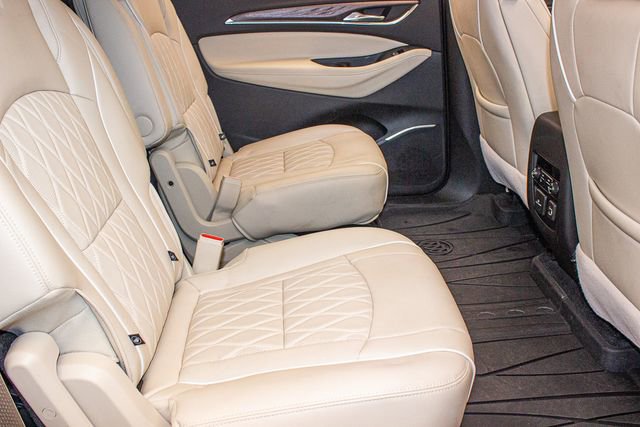 Used 2022 Buick Enclave Avenir w/ Avenir Technology Package image 12