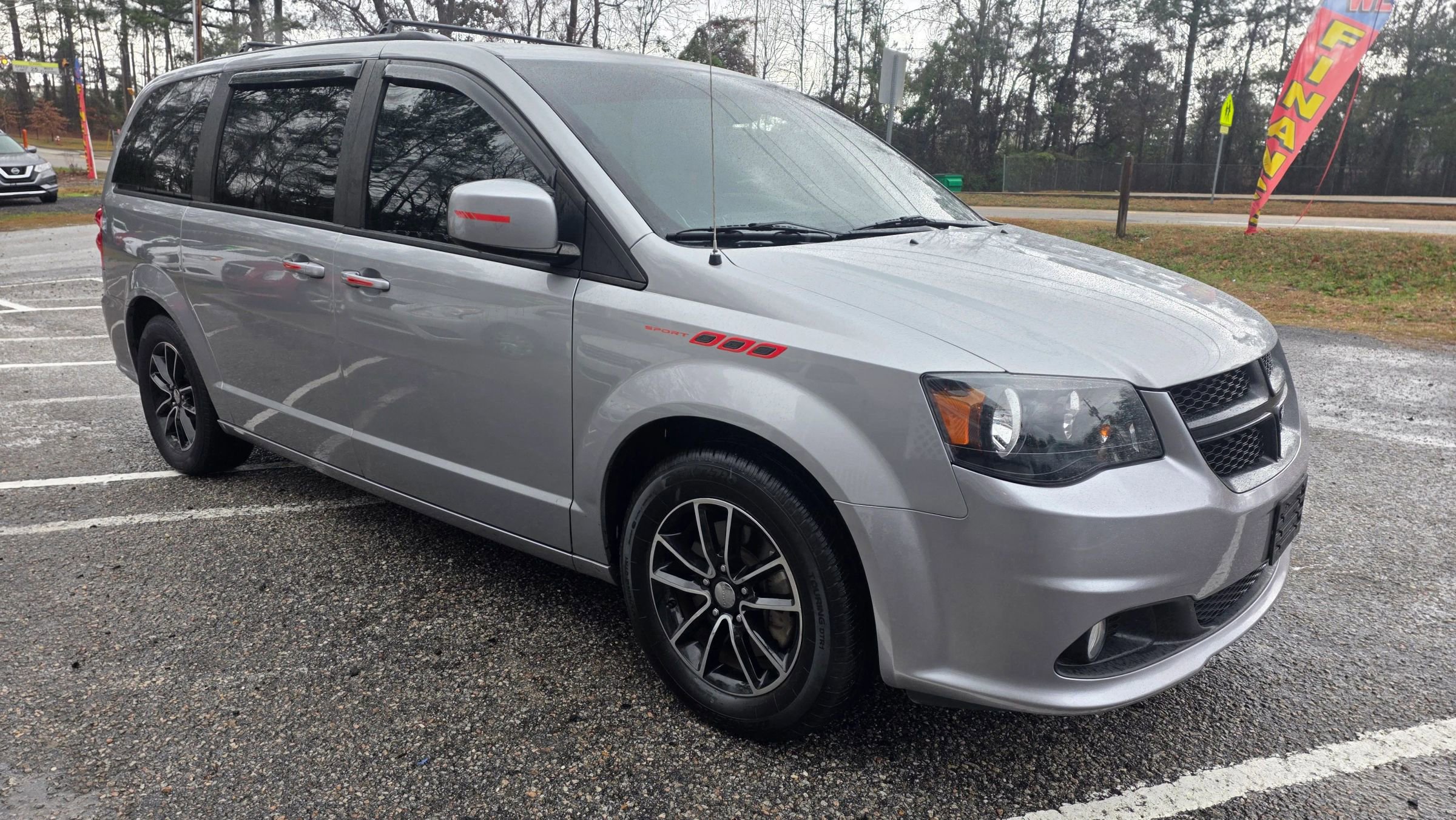 Used 2018 Dodge Grand Caravan GT image 5