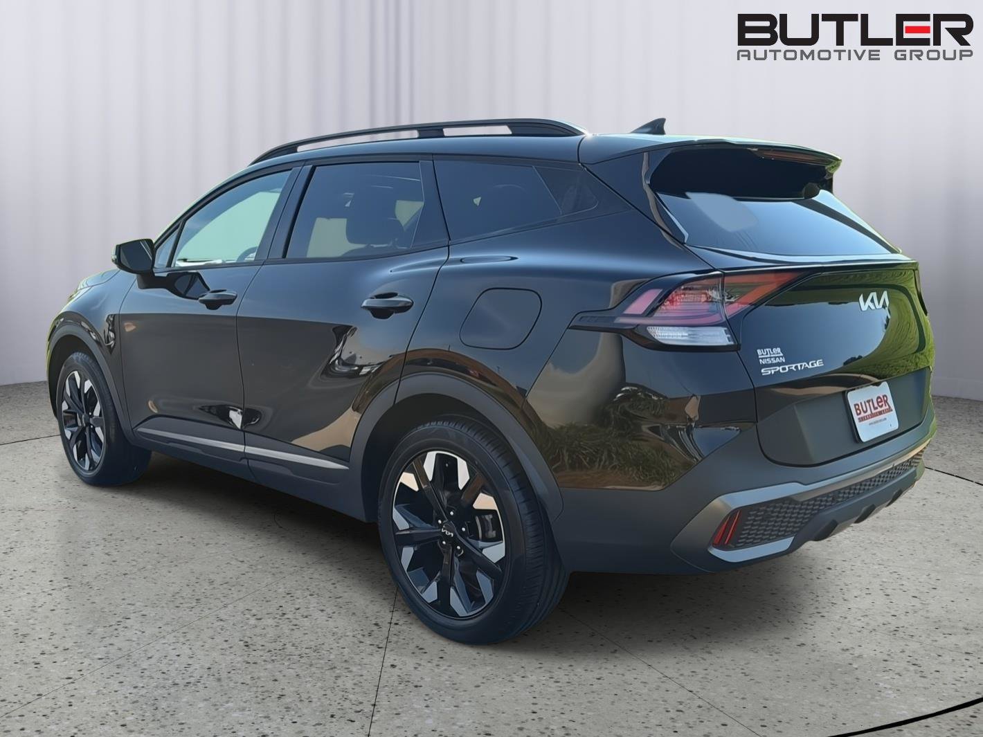 Used 2023 Kia Sportage X-Line w/ X-Line Premium Package AWD/4WD image 4