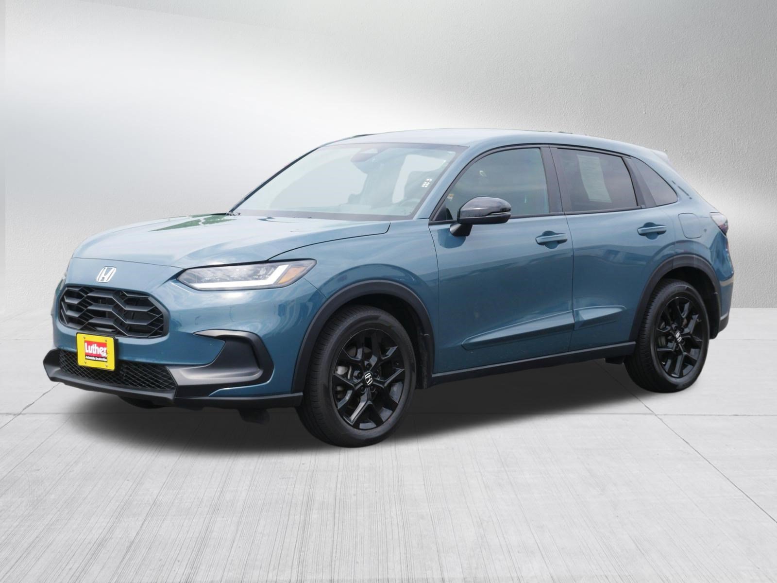 Used 2024 Honda HR-V Sport image 3
