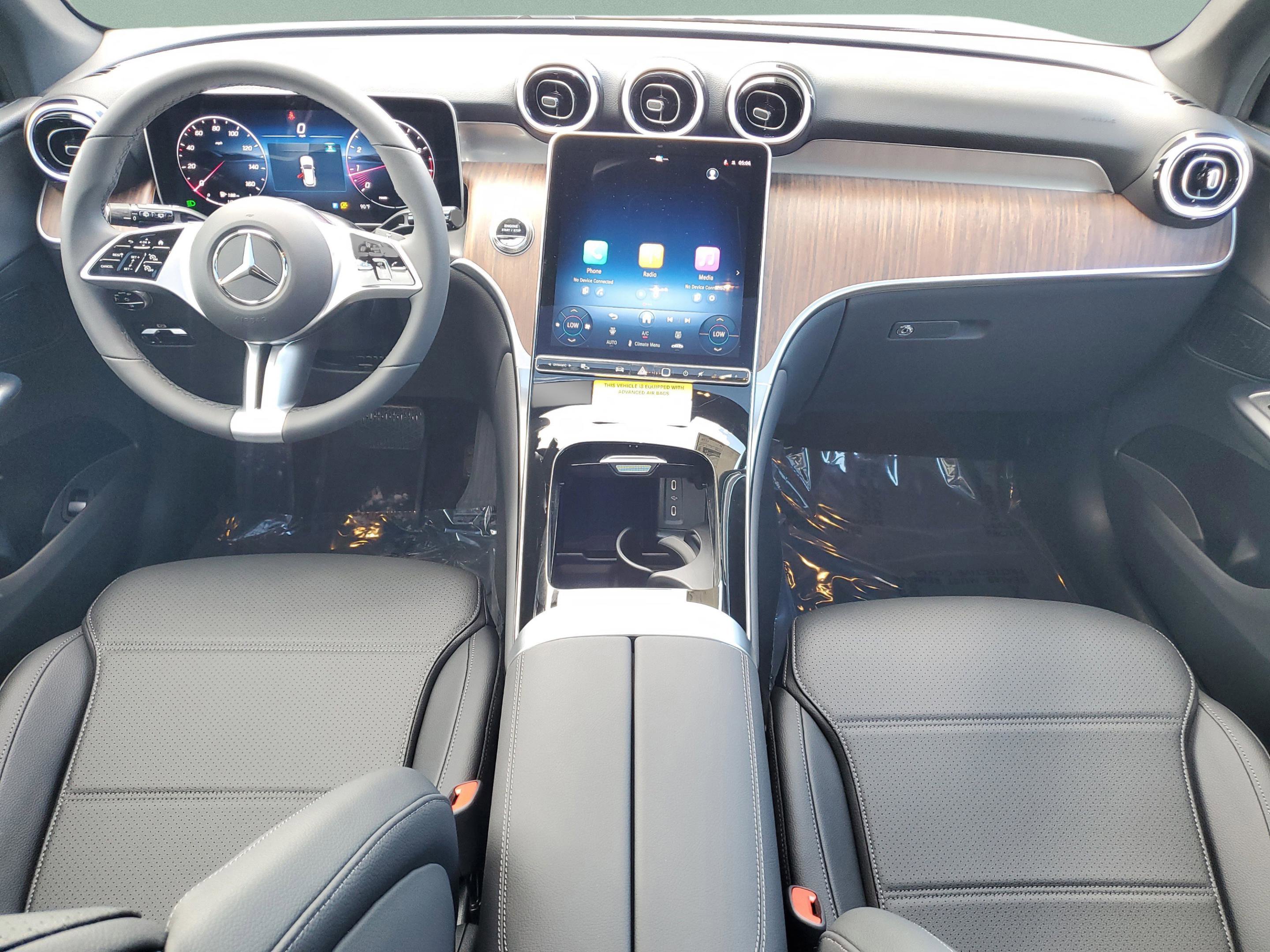 Certified 2026 Mercedes-Benz GLC 300 4MATIC image 9