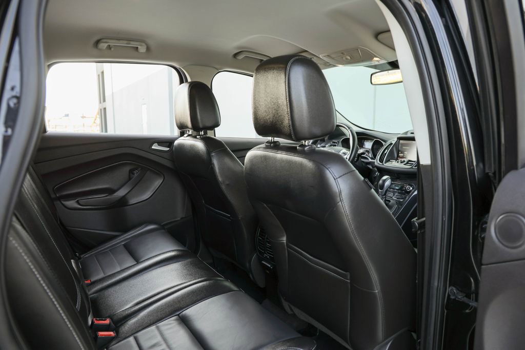 Used 2015 Ford Escape Titanium image 23