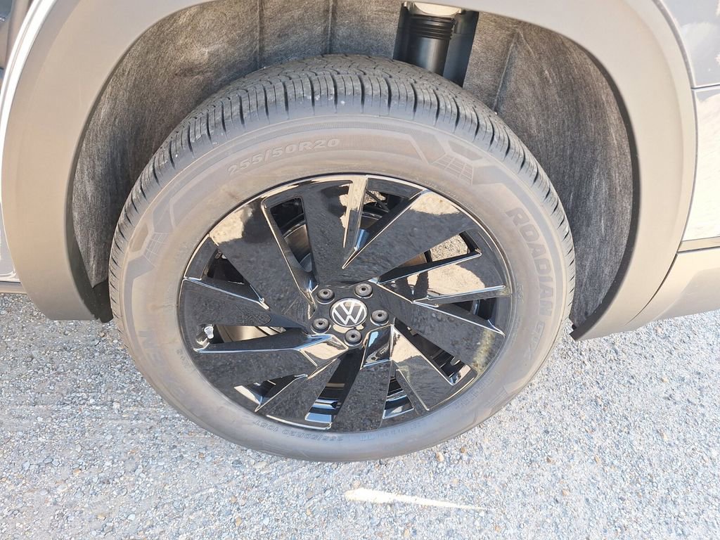 New 2026 Volkswagen Atlas SE image 22