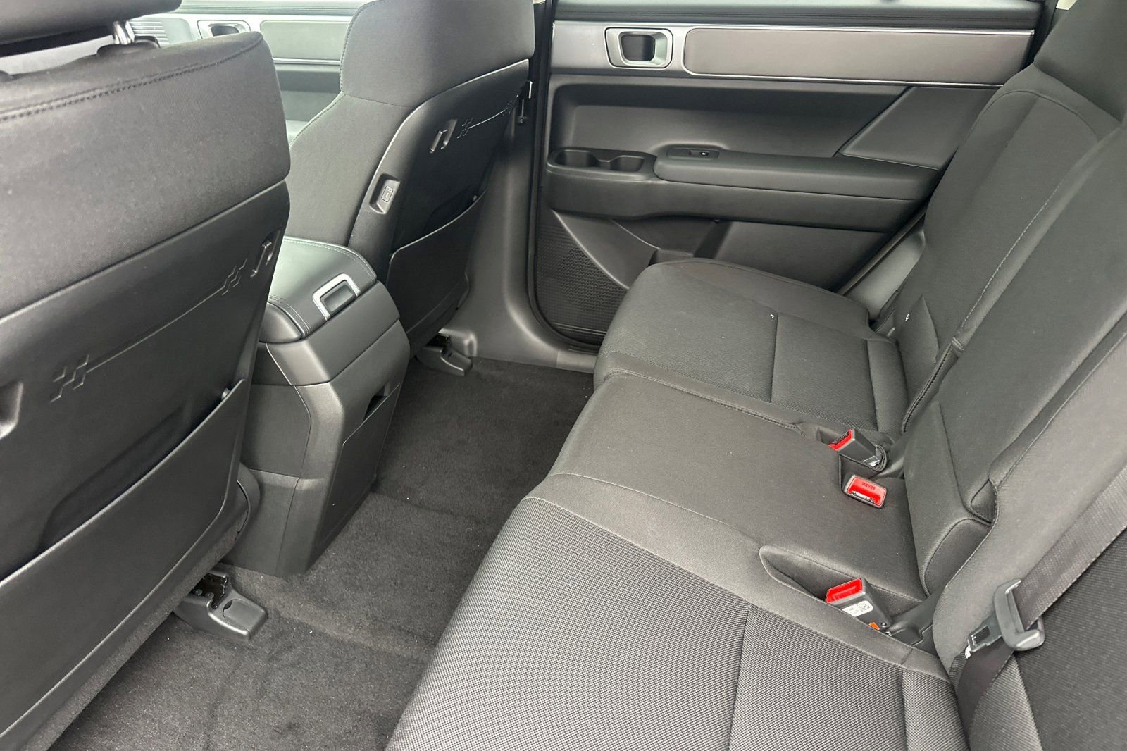 New 2026 Hyundai Santa Fe SE image 12