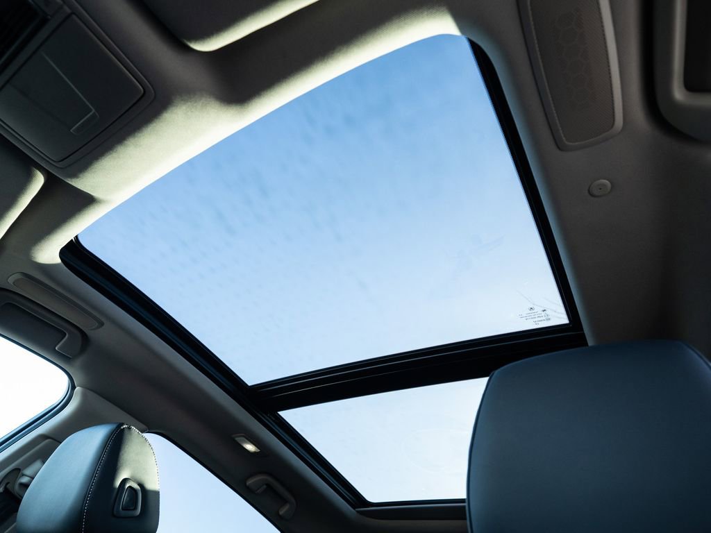 Certified 2025 Acura RDX w/ Technology Package image 30