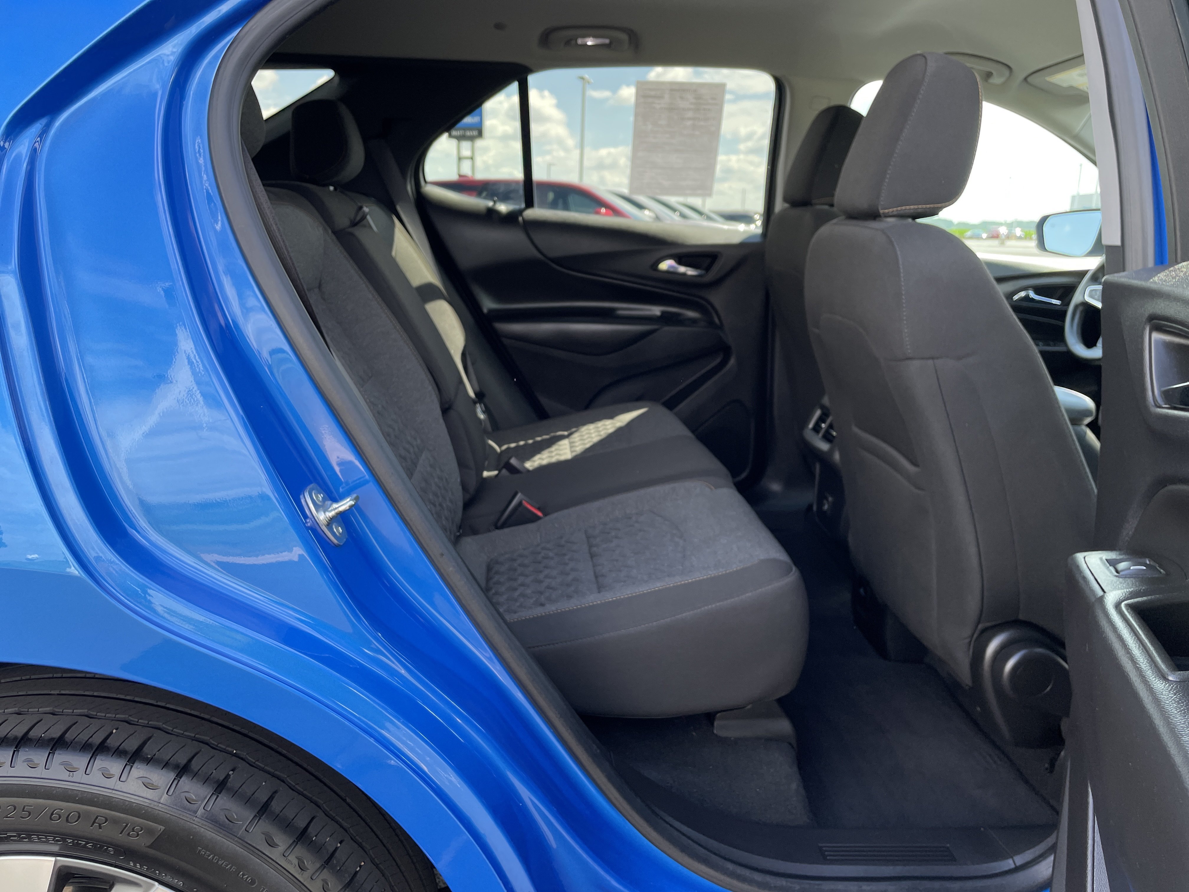 Used 2024 Chevrolet Equinox LT AWD/4WD image 23