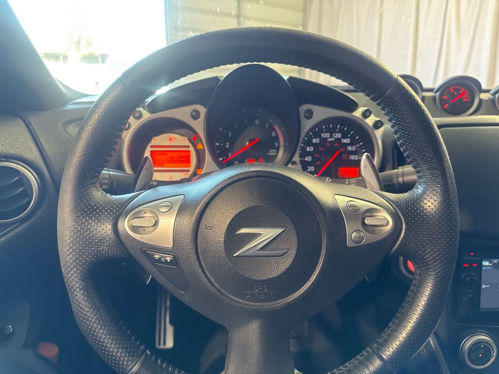 Used 2009 Nissan 370Z Coupe w/ Sport Pkg RWD image 18