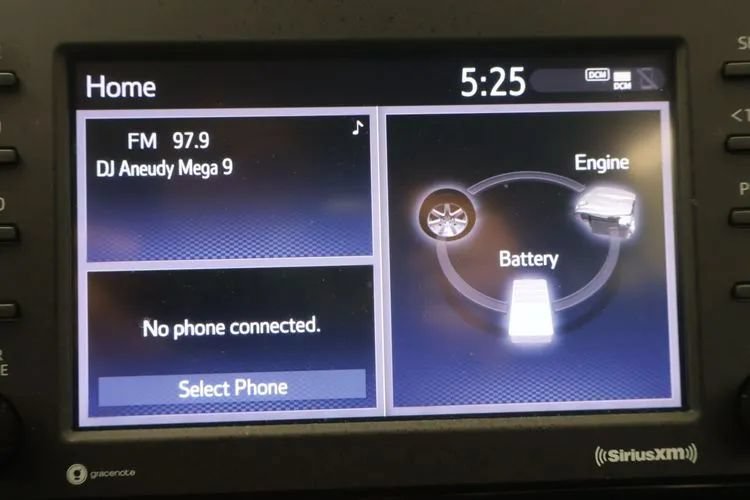 Used 2022 Toyota RAV4 LE AWD/4WD image 26