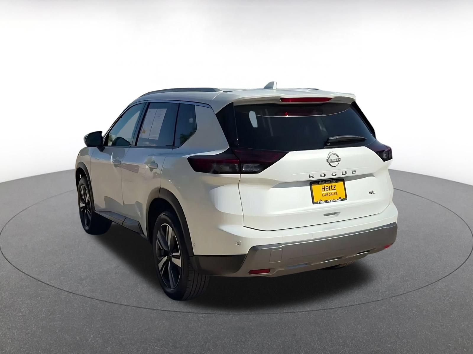 Used 2026 Nissan Rogue SL FWD image 10