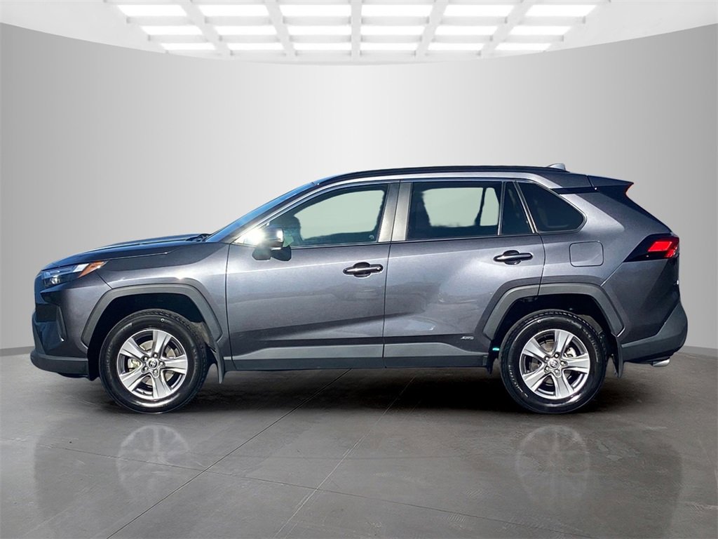 Used 2024 Toyota RAV4 XLE image 2
