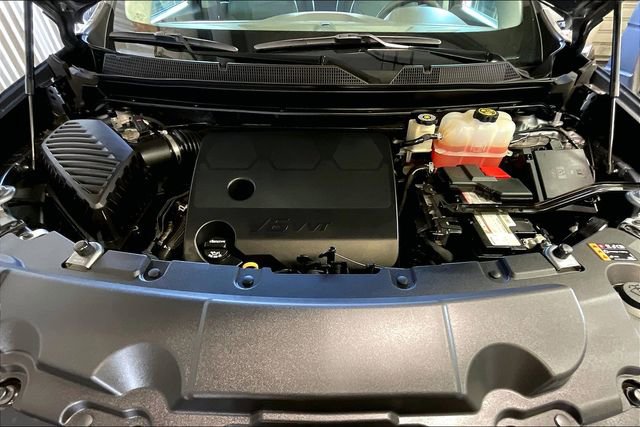 Used 2020 Chevrolet Traverse Premier w/ LPO, Floor Liner Package image 9