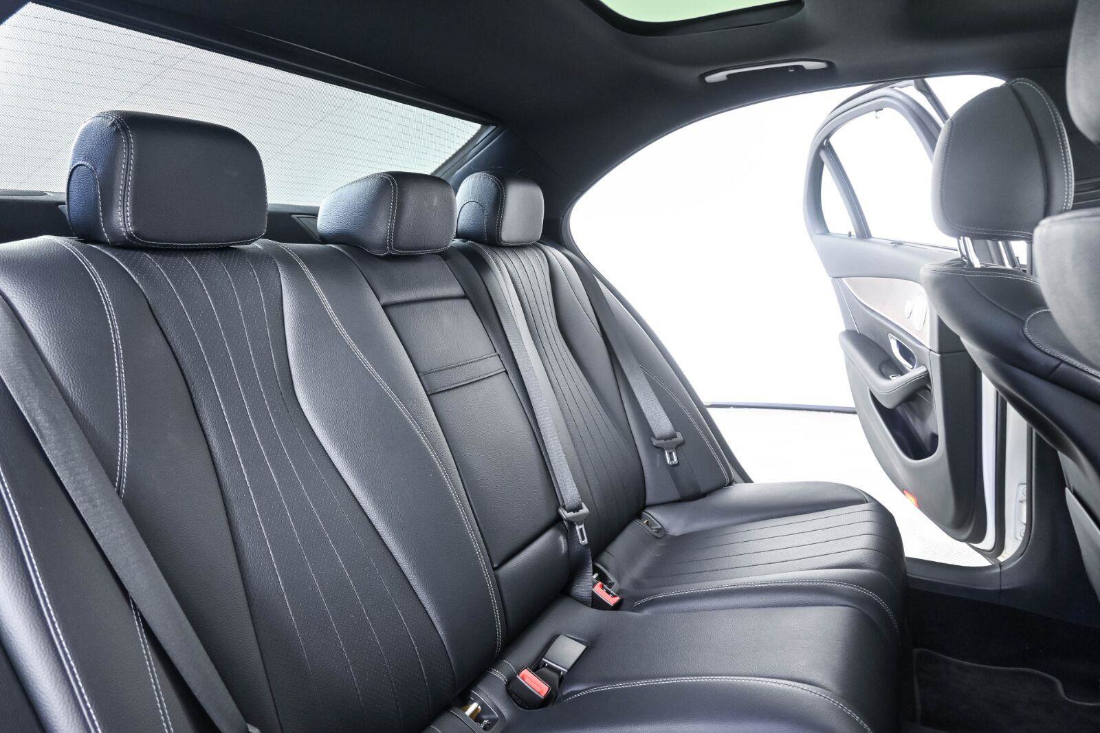 Used 2017 Mercedes-Benz E 300 image 22