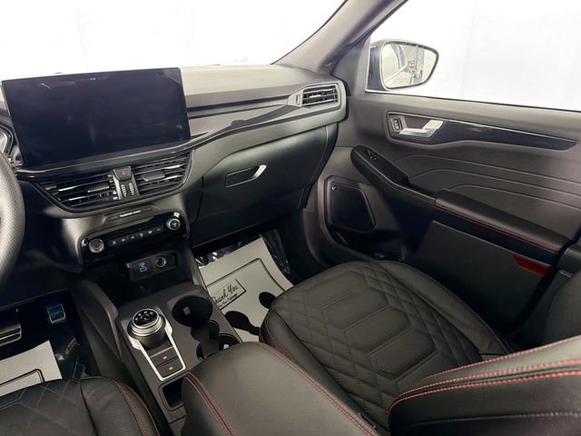 Used 2023 Ford Escape ST-Line Elite w/ Premium Technology Package image 25