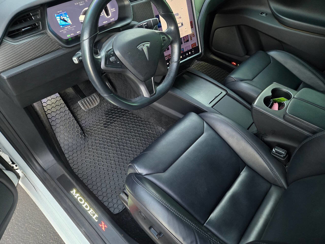 Used 2018 Tesla Model X P100D image 22