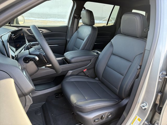 New 2026 Chevrolet Traverse LT image 12