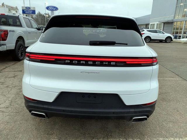 Used 2024 Porsche Cayenne image 4