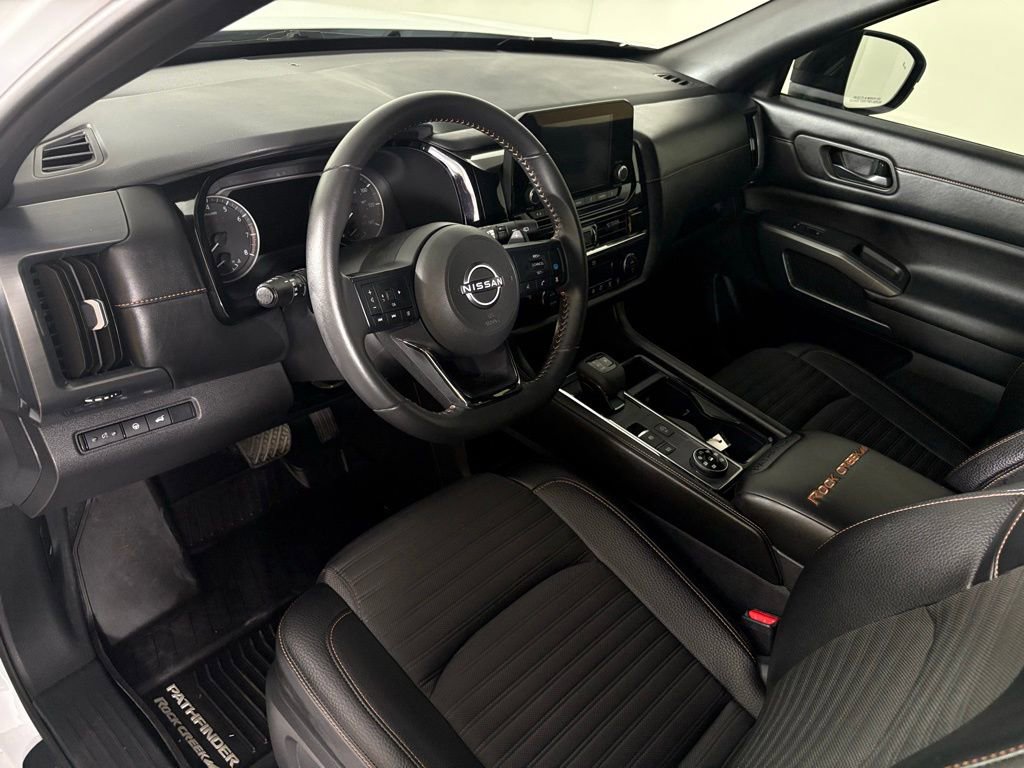 Used 2025 Nissan Pathfinder Rock Creek image 17