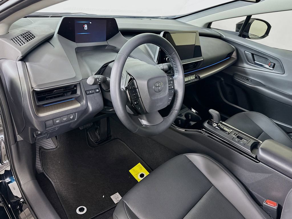 Used 2024 Toyota Prius XLE image 9