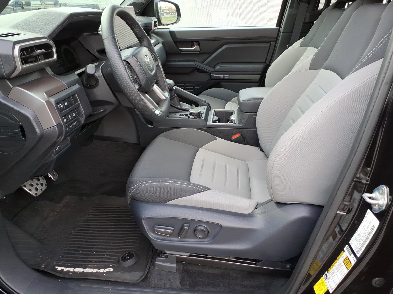 Used 2024 Toyota Tacoma TRD Sport w/ TRD Sport Upgrade Package AWD/4WD image 11