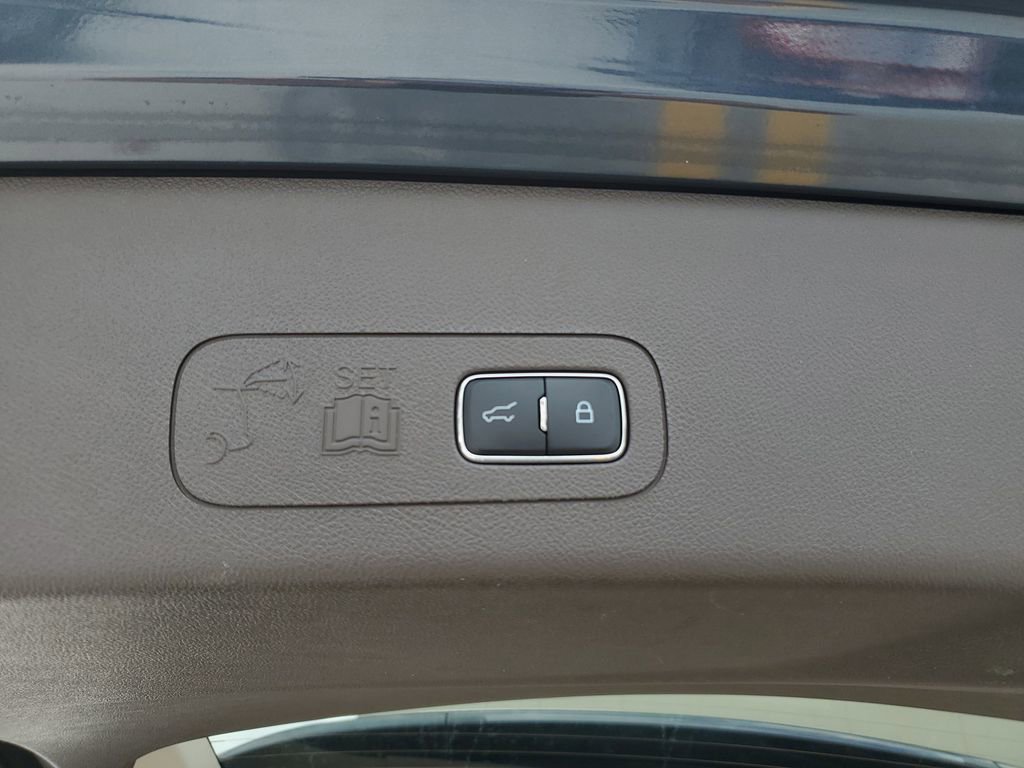 Certified 2024 Lincoln Aviator Reserve image 7