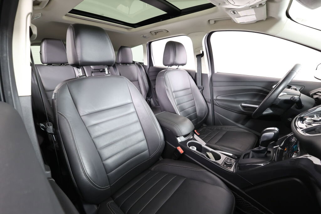 Used 2016 Ford Escape Titanium image 39