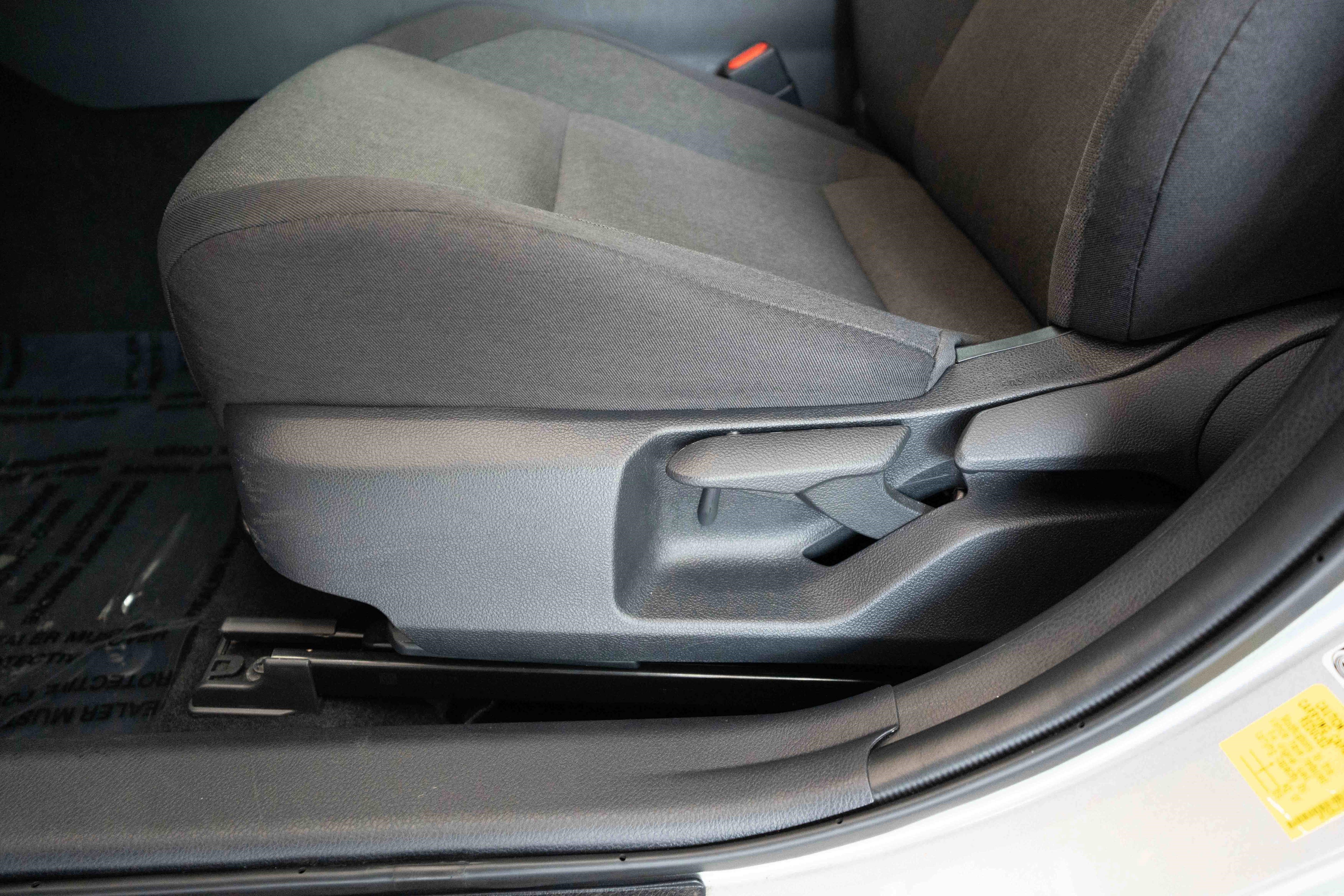 Used 2025 Toyota Camry LE FWD image 12