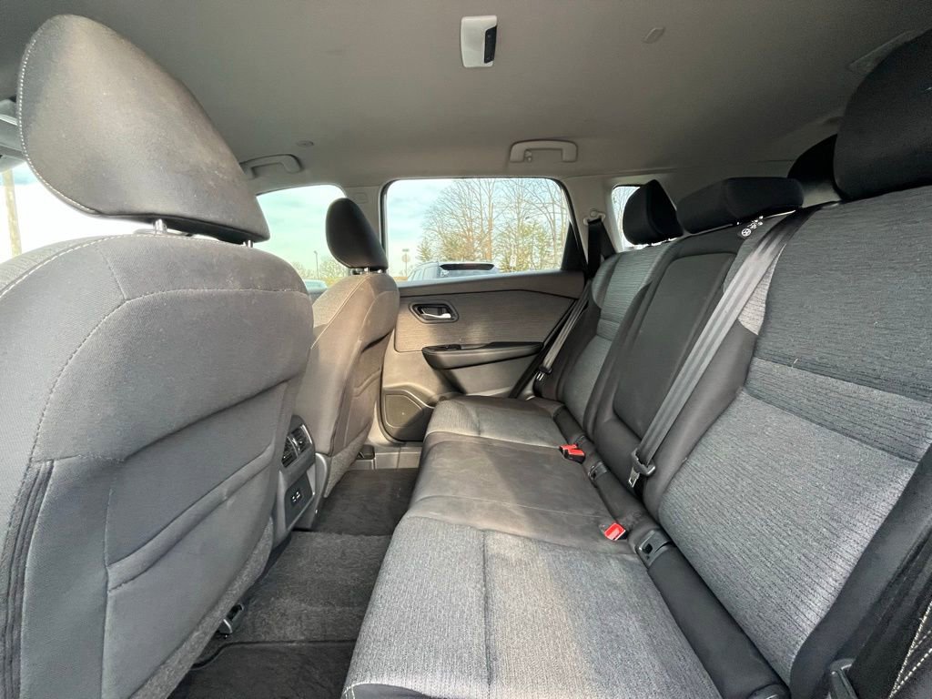 Used 2022 Nissan Rogue SV image 20