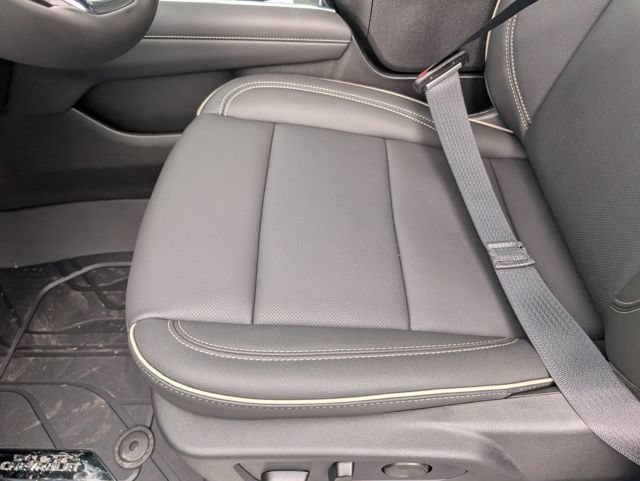 New 2026 Chevrolet Suburban Premier AWD/4WD image 23