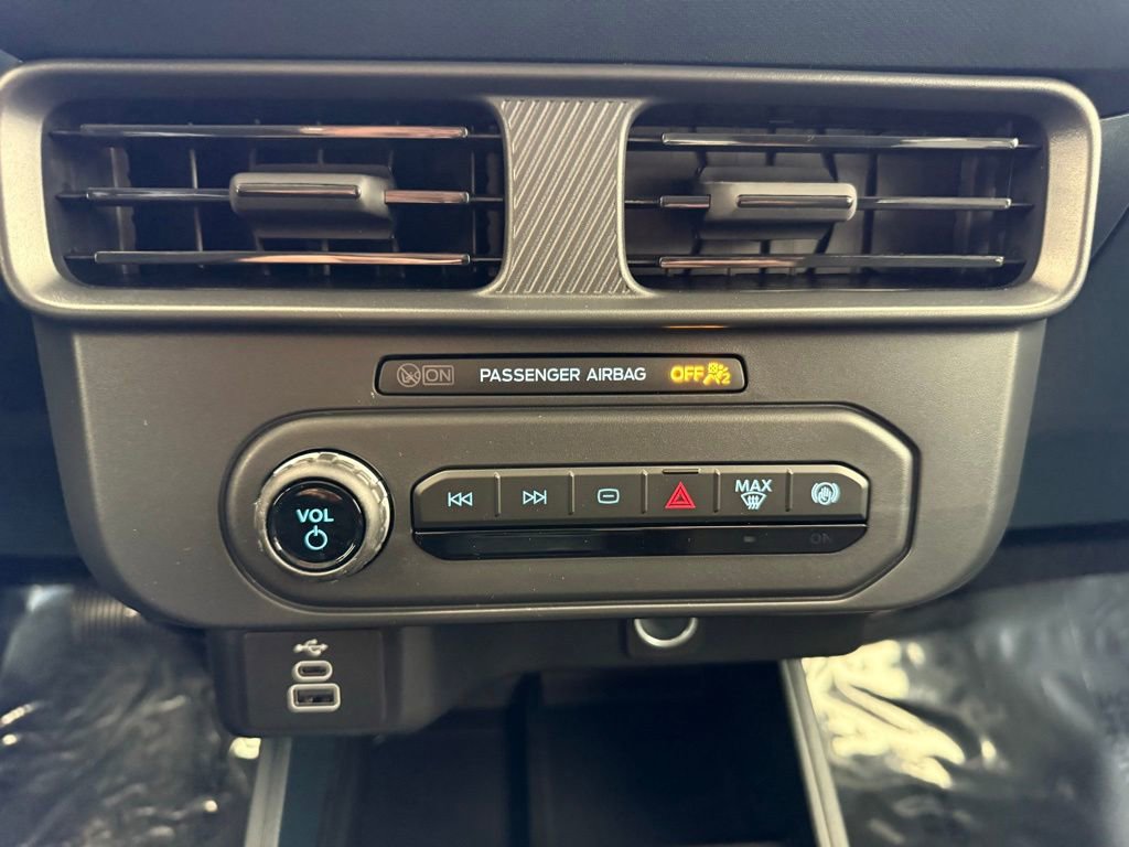 New 2025 Ford Maverick XL w/ 4K Tow Package image 36