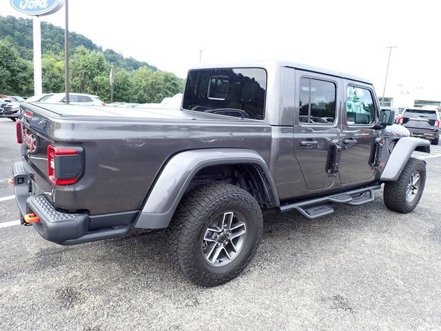 Used 2025 Jeep Gladiator Mojave AWD/4WD image 6