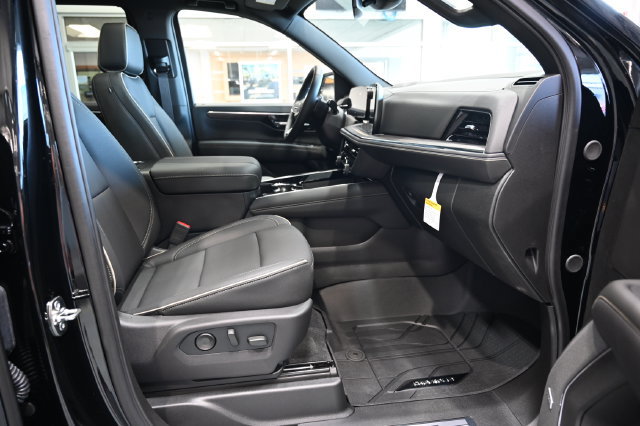 New 2026 Chevrolet Tahoe Premier AWD/4WD image 10